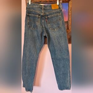 Levi's Womans Middy Straight.